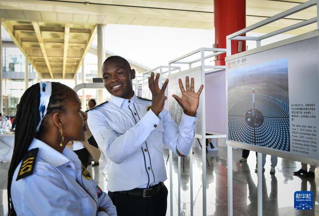 中非共建“一带一路”图片展在肯尼亚开幕