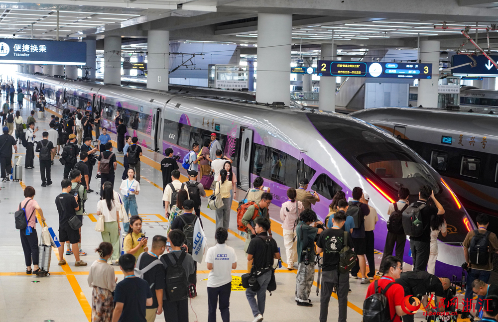 杭温高铁正式开通运营