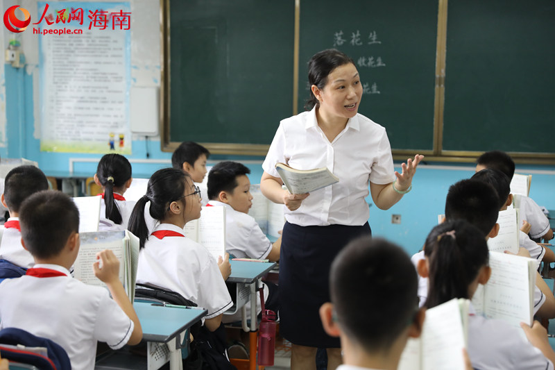 台风“摩羯”后 海口45家学校已复学复课