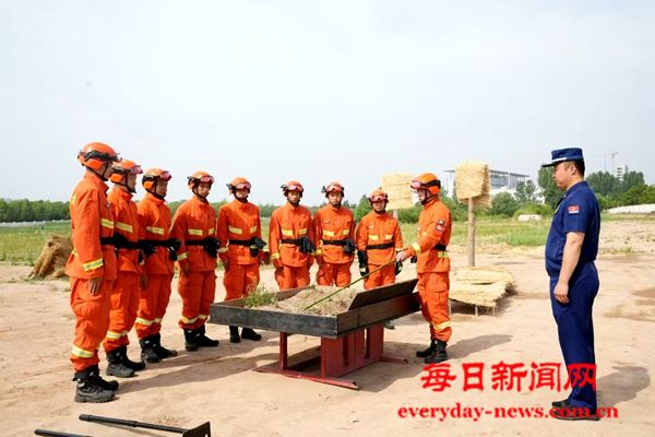 大练兵丨陕西机动队伍组织“破纪录、争标兵”活动